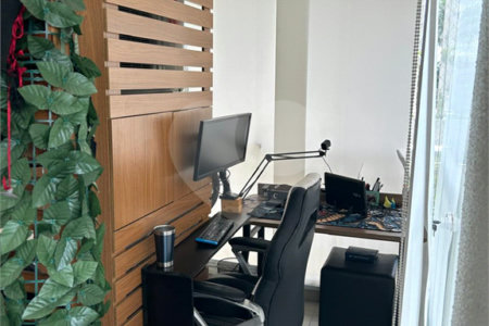 Apartamento à venda com 3 suítes em Jardim Marajoara, São Paulo, SP