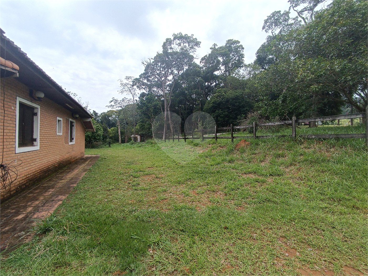 Sítio à venda com 6 quartos, sendo 5 suítes,  em Alto da Serra (mailasqui), São Roque, SP