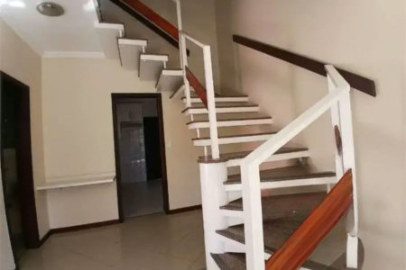 Sobrado à venda com 3 suítes em Vila São Silvestre, São Paulo, SP