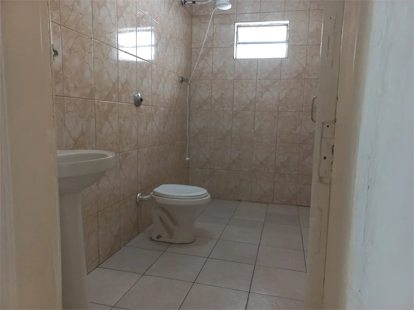 Sobrado à venda com 3 quartos, sendo 1 suíte, em Vila Lageado, São Paulo, SP