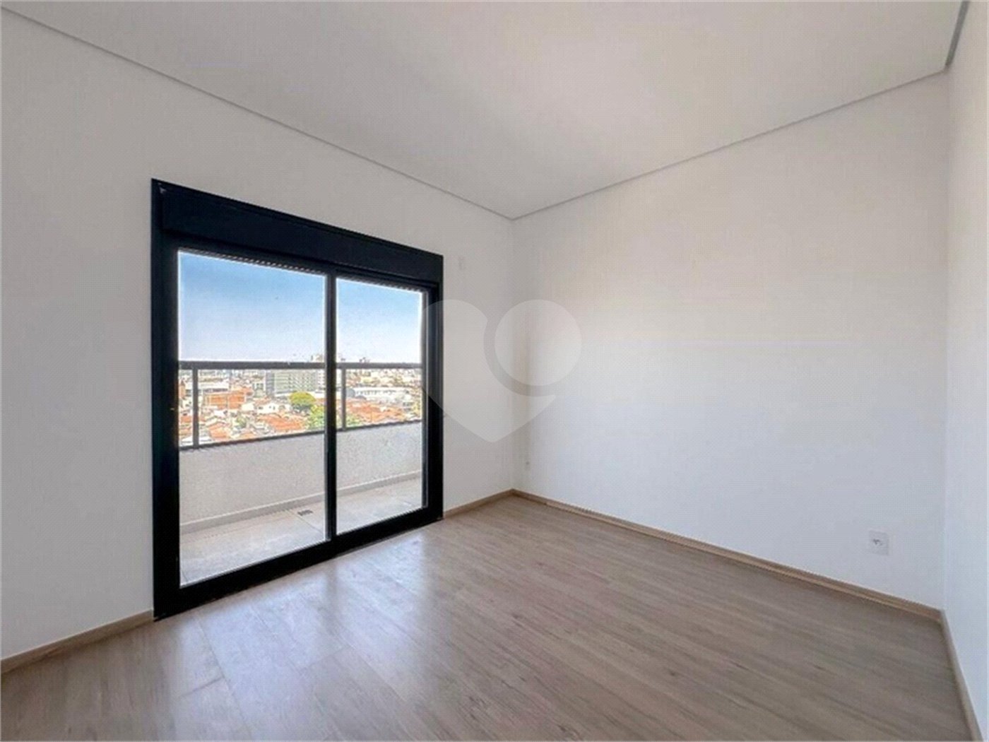 Apartamento à venda com 3 suítes em Vila Lucy, Sorocaba, SP
