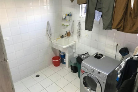 Casa de Vila à venda com 3 quartos, sendo 1 suíte,  em Cidade São Francisco, São Paulo, SP