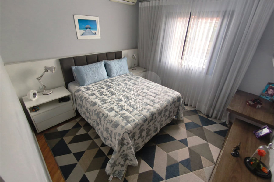 Sobrado à venda com 3 quartos, sendo 1 suíte,  em Tremembé, São Paulo, SP