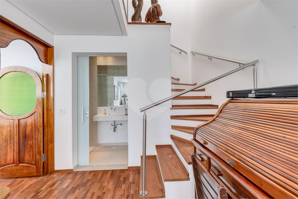 Casa Térrea à venda com 4 quartos, sendo 3 suítes, em Brooklin, São Paulo, SP