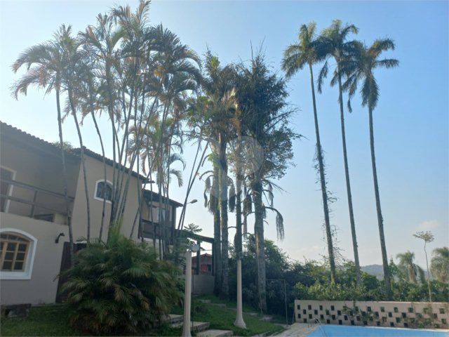 Casa à venda com 7 suítes em Palmeiras, Mairiporã, SP