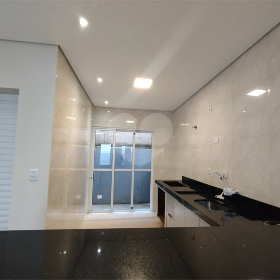 Casa à venda com 2 quartos em Jardim das Pedras, São Paulo, SP