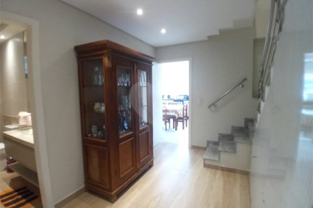 Casa Térrea à venda com 3 quartos, sendo 2 suítes, em Água Fria, São Paulo, SP
