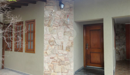 Casa à venda com 3 quartos, sendo 1 suíte,  em Santa Marina, Valinhos, SP