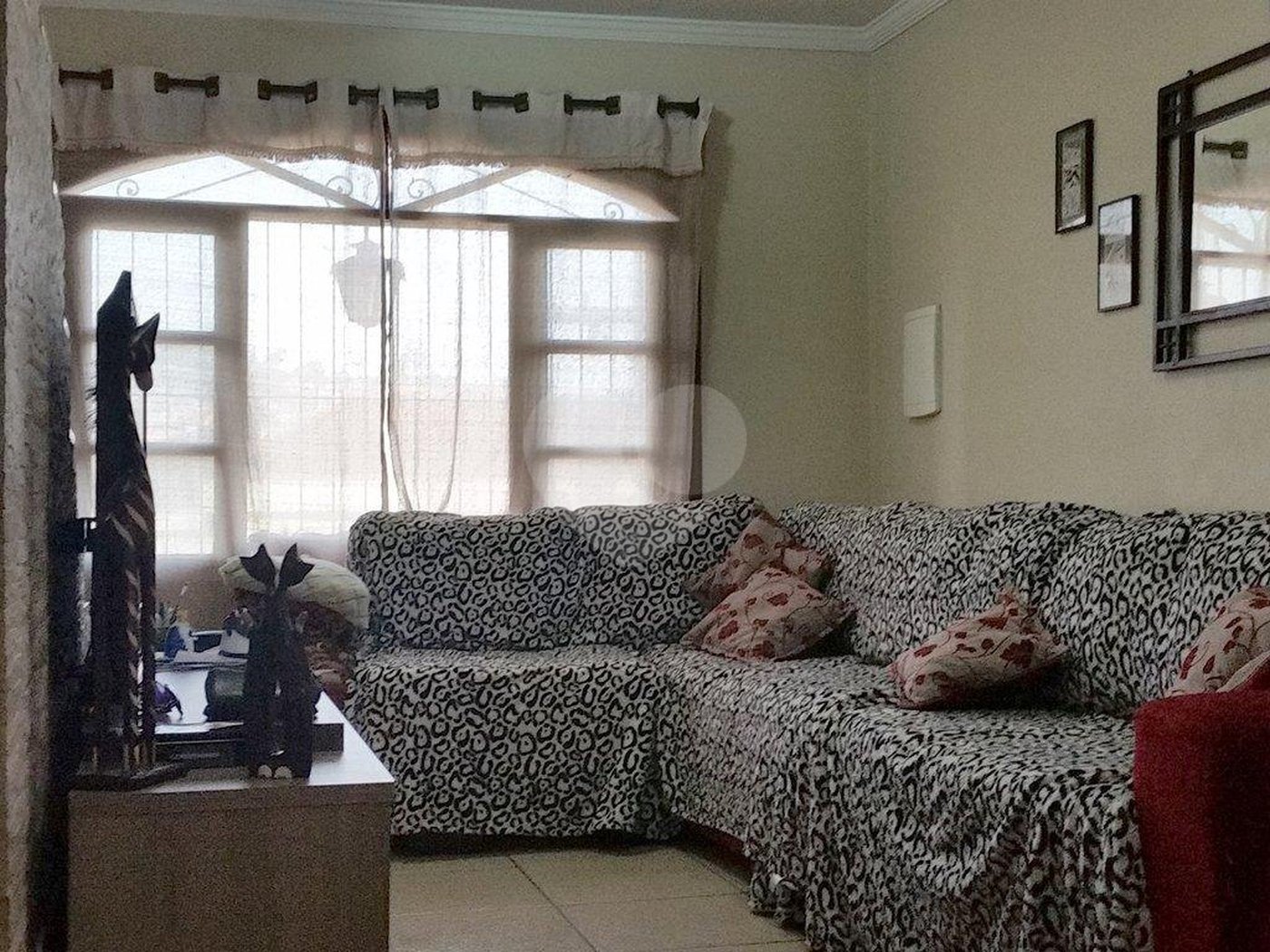 Sobrado à venda com 3 quartos, sendo 1 suíte,  em Tremembé, São Paulo, SP