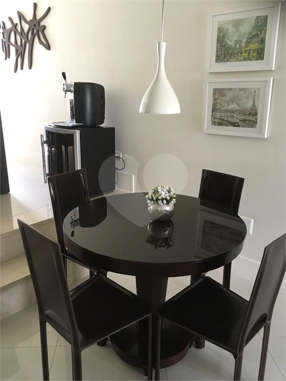 Apartamento à venda com 3 suítes em Vila Gomes Cardim, São Paulo, SP