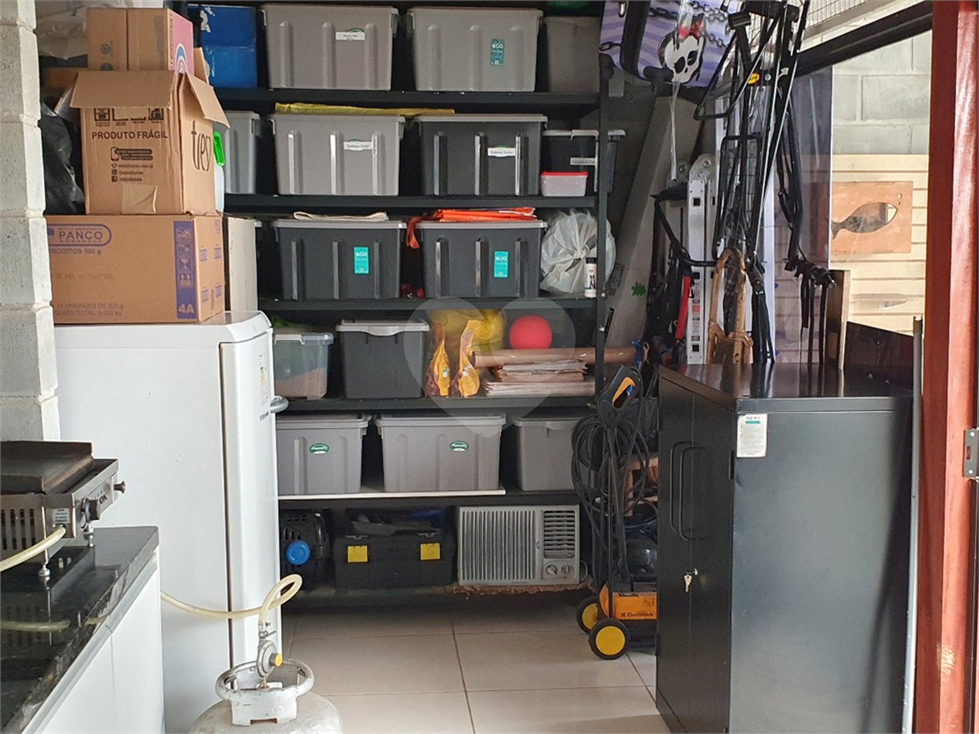 Casa à venda com 2 suítes no condomínio Residencial Bonanza I, Bom Jesus dos Perdões - SP