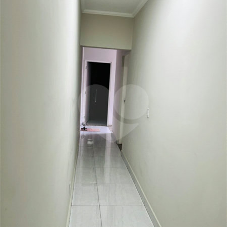 Sobrado à venda com 3 quartos em Loteamento Municipal Brás Cubas, Mogi das Cruzes, SP