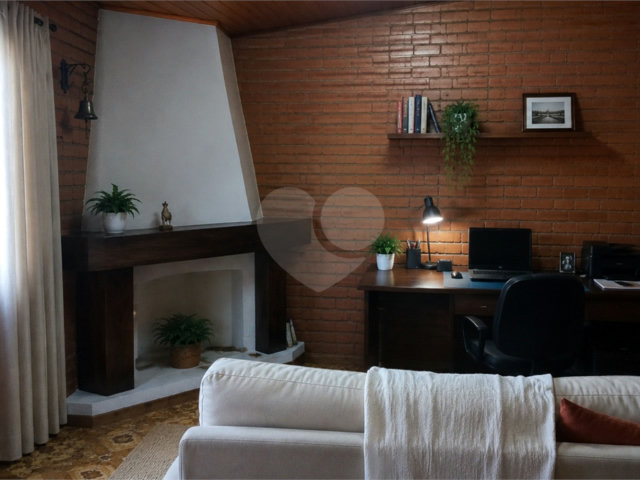 Casa à venda com 3 quartos, sendo 1 suíte,  em Guarapiranga, São Paulo, SP