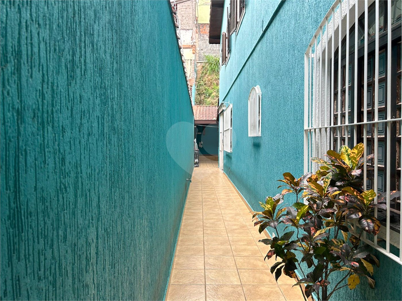 Sobrado à venda com 3 quartos, sendo 1 suíte, em Tremembé, São Paulo, SP
