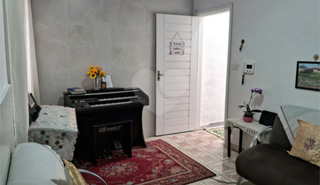 Casa à venda com 2 quartos, sendo 1 suíte,  em Parque da Lapa, São Paulo, SP