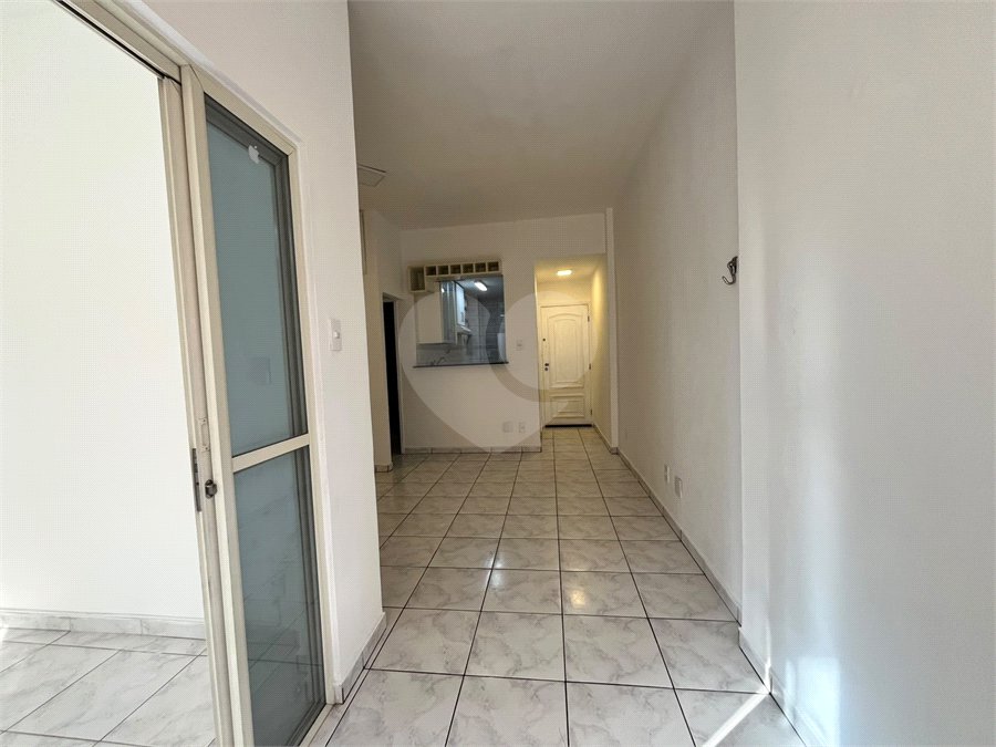 Apartamento à venda ou para alugar com 1 suíte no Centro, Rio de Janeiro, RJ