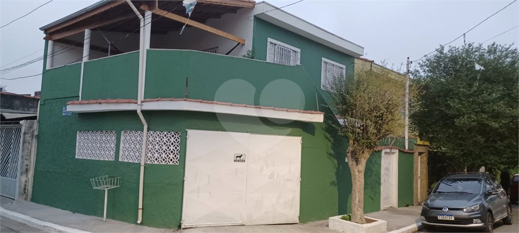 Sobrado à venda com 3 quartos em Parque Edu Chaves, São Paulo, SP