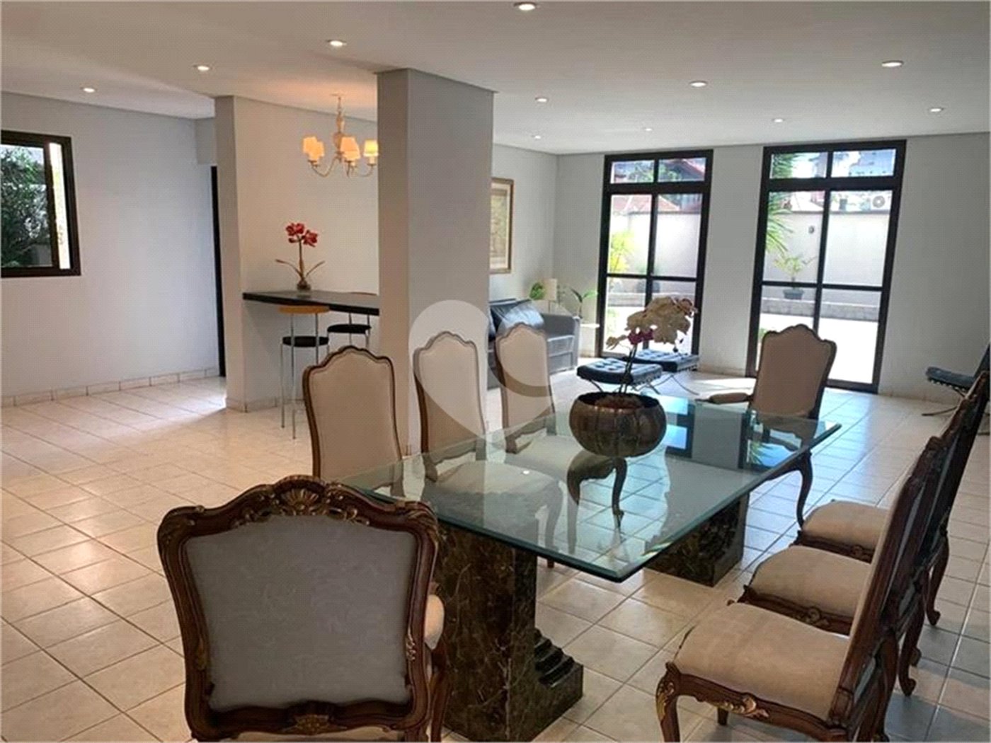 Apartamento à venda ou para alugar com 4 quartos, sendo 1 suíte, em Pinheiros, São Paulo, SP