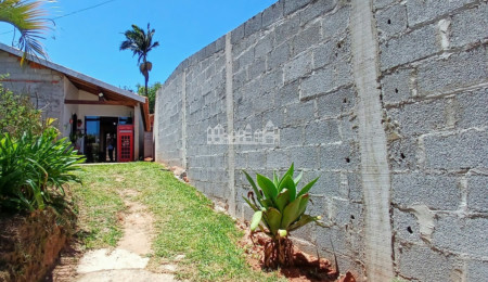 Casa à venda com 2 quartos em Rio Acima 2, Atibaia, SP