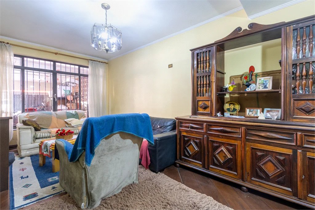 Sobrado à venda com 3 quartos em Vila Sônia, São Paulo, SP