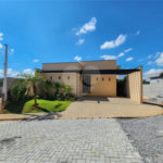 Casa à venda com 3 quartos, sendo 1 suíte, no condomínio Consoli Residencial, Atibaia - SP