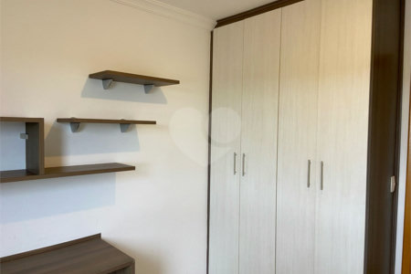 Apartamento à venda com 3 quartos, sendo 1 suíte, em Jardim Estoril, São José dos Campos, SP