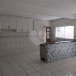 Casa à venda com 5 quartos, sendo 1 suíte, em Jardim Márcia, Suzano, SP