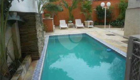 Casa à venda com 5 quartos, sendo 2 suítes,  em Tijuca, Rio de Janeiro, RJ