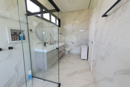 Casa à venda com 6 quartos, sendo 5 suítes, no condomínio Jardim Primavera, Louveira - SP