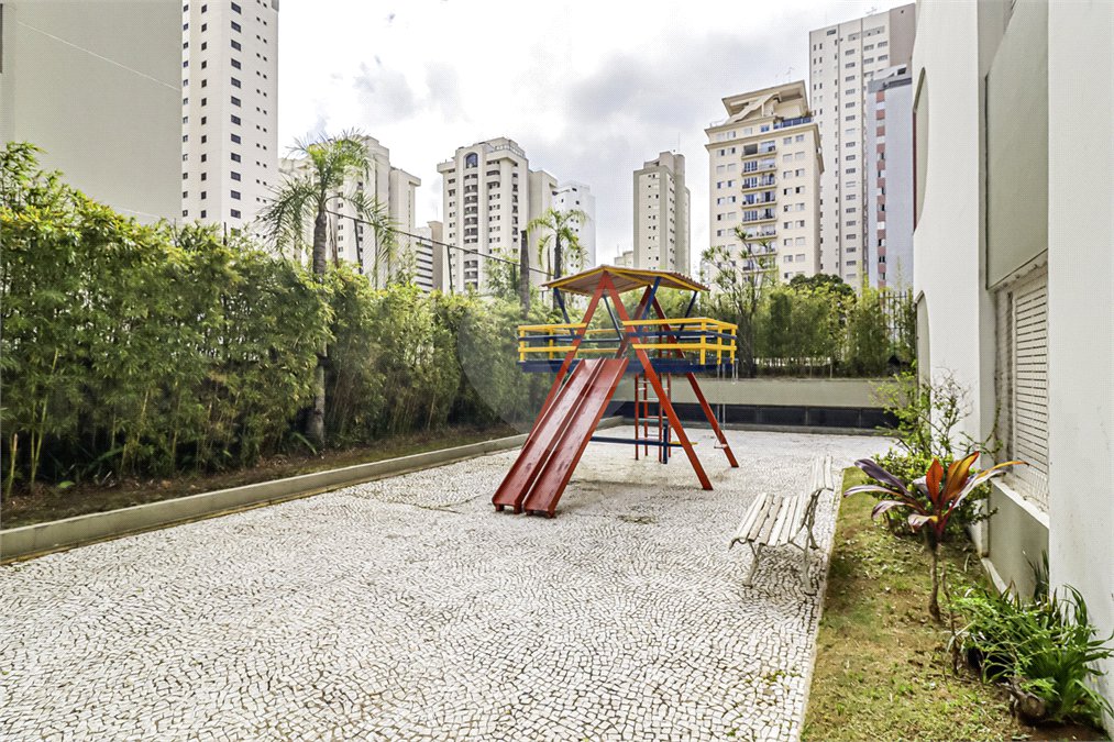 Apartamento à venda com 3 quartos, sendo 1 suíte, em Cidade Monções, São Paulo, SP