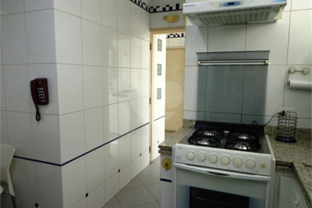 Apartamento à venda com 3 quartos, sendo 1 suíte, em Santa Cecília, São Paulo, SP