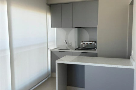 Apartamento à venda com 4 quartos, sendo 3 suítes, em Santo Amaro, São Paulo, SP