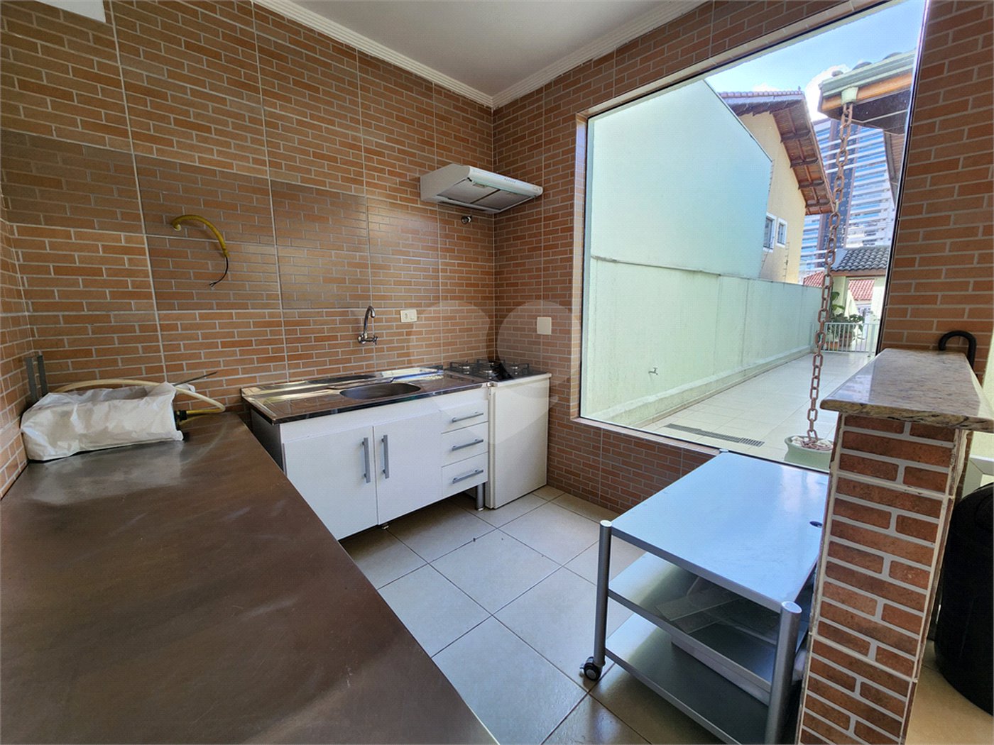 Casa à venda com 4 quartos, sendo 3 suítes,  em Vila Rosália, Guarulhos, SP