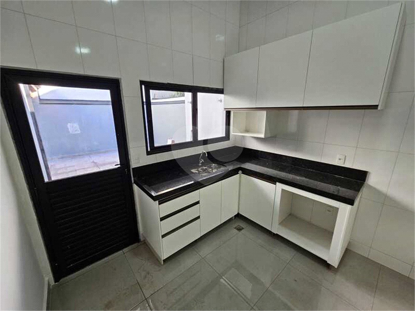 Casa à venda com 2 quartos, sendo 1 suíte, em Jardim dos Colibris, Indaiatuba, SP