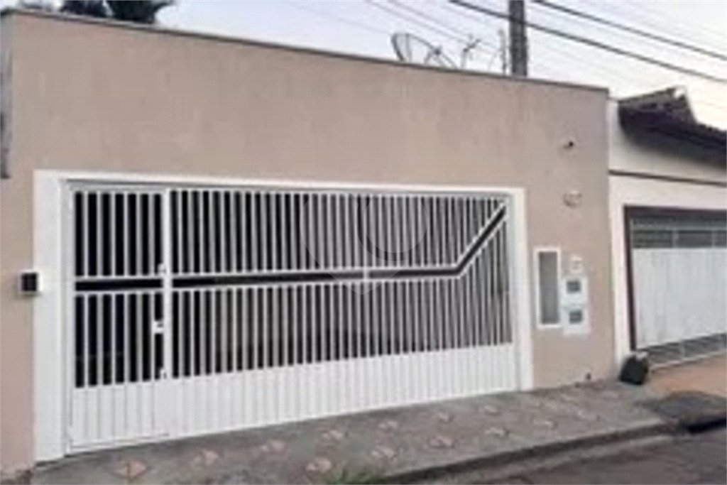 Casa à venda com 3 quartos, sendo 1 suíte, em Ponte de São João, Jundiaí, SP