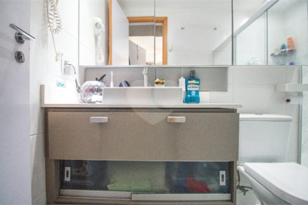 Apartamento à venda com 2 quartos, sendo 1 suíte, em Rio Comprido, Rio de Janeiro, RJ