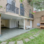 Sobrado à venda com 4 quartos, sendo 2 suítes, em Brooklin Velho, São Paulo, SP