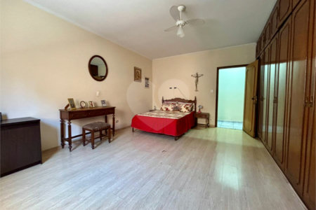 Casa à venda com 3 quartos, sendo 2 suítes, em Vila Rosália, Guarulhos, SP