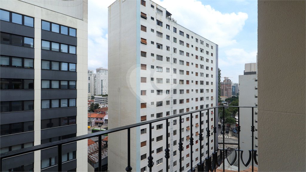 Apartamento à venda com 2 quartos, sendo 1 suíte,  em Vila Uberabinha, São Paulo, SP