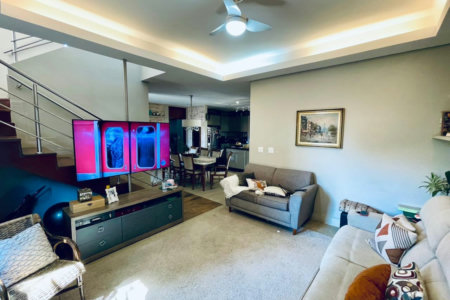 Casa à venda com 3 quartos, sendo 1 suíte, em Jardim Adelaide, Hortolândia, SP