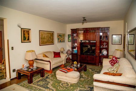 Casa à venda com 7 quartos, sendo 1 suíte, em Jardim Paulistano, São Paulo, SP