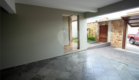 Casa à venda com 3 quartos, sendo 1 suíte,  em Jardim Flórida, São Roque, SP