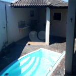 Sobrado com 3 dormitórios, sendo 2 suítes, uma delas master.