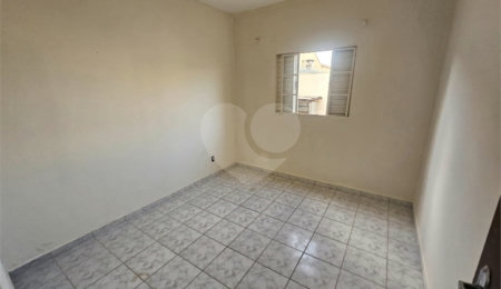 Casa à venda com 2 quartos em Parque Igaçaba, Araraquara, SP