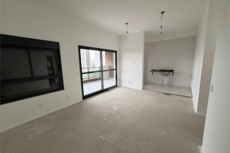 Apartamento à venda com 3 quartos, sendo 1 suíte, em Alto da Boa Vista, São Paulo, SP
