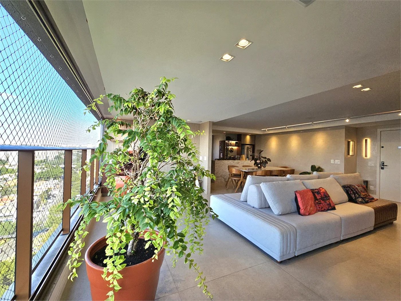 Apartamento à venda com 3 suítes em Brooklin Novo, São Paulo, SP
