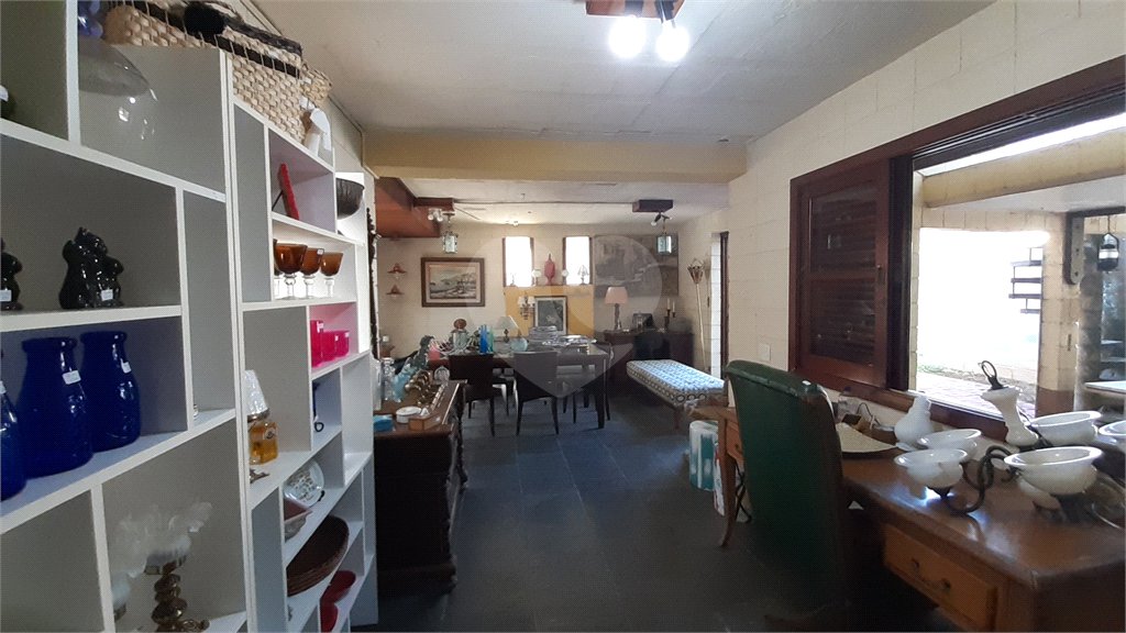 Casa à venda com 3 quartos, sendo 1 suíte, em Alto da Boa Vista, São Paulo, SP