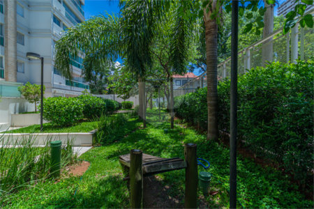 Apartamento à venda com 2 quartos, sendo 1 suíte, em Alto da Boa Vista, São Paulo, SP