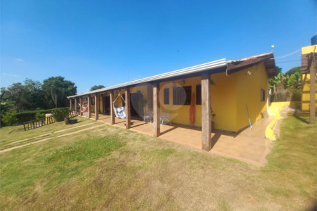 Chácara à venda com 2 quartos, sendo 1 suíte,  em Barreirinho, Araçoiaba da Serra, SP