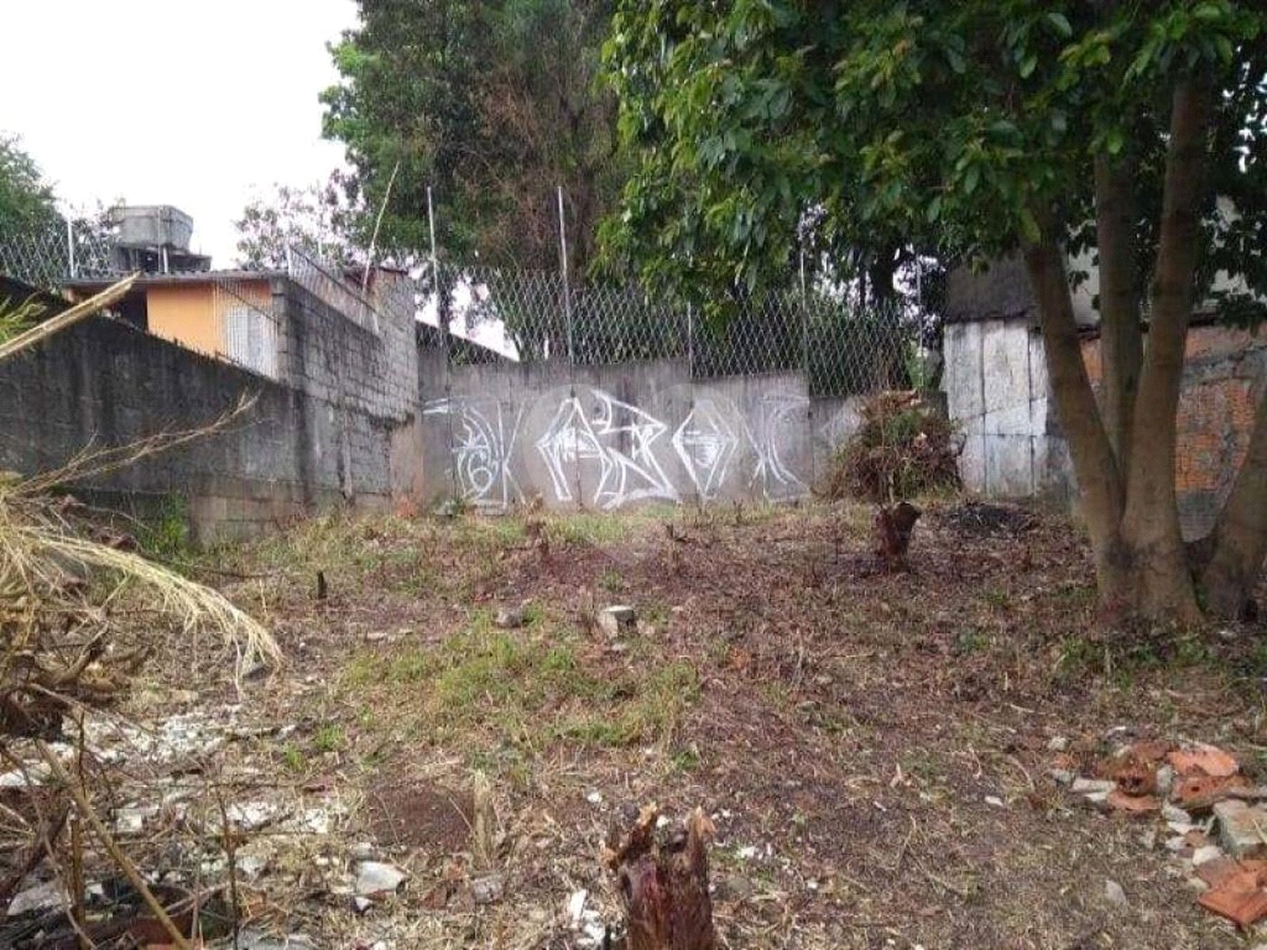 Terreno à venda em Jardim Cambara, São Paulo, SP